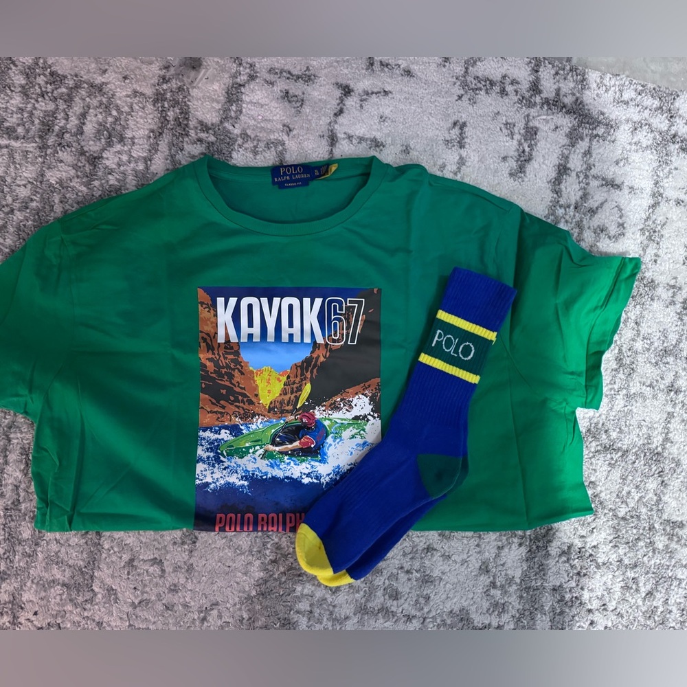 XL POLO RALPH LAUREN GREEN TEE WITH MATCHING SOCKS